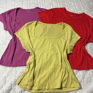 Old Navy Women's Short Sleeve Tees - Red, Yellow, Purple
